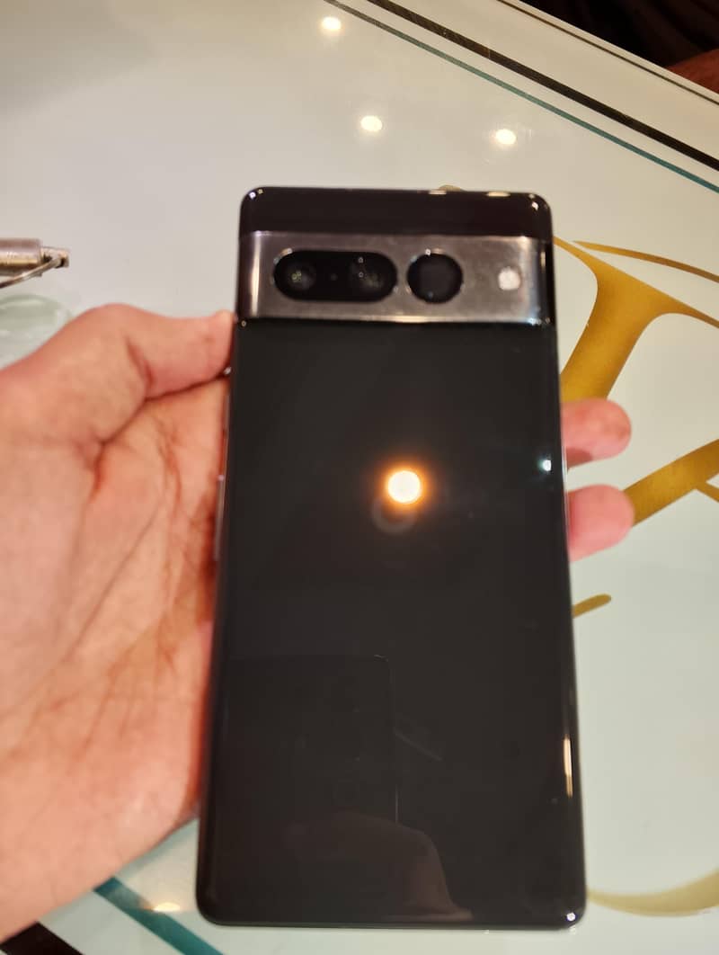 Google Pixel 7 Pro 6