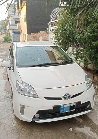 Toyota Prius 2015