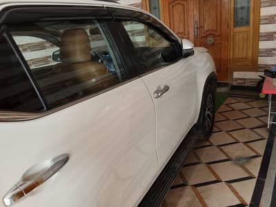 Toyota Fortuner V 2021
