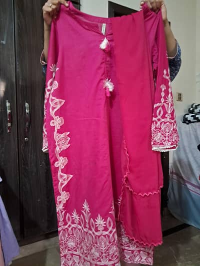 sale sale preloved clothes