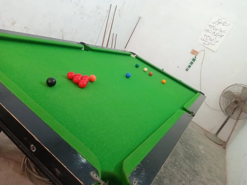 snooker table 0