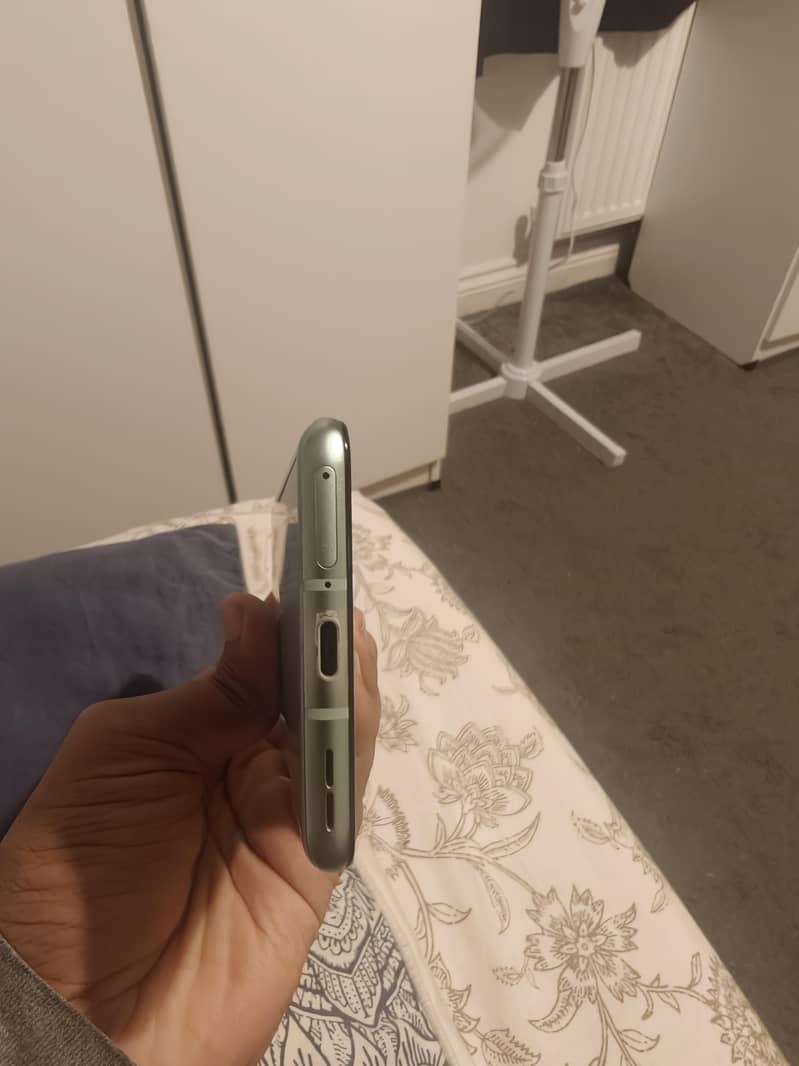 One Plus 9R 4