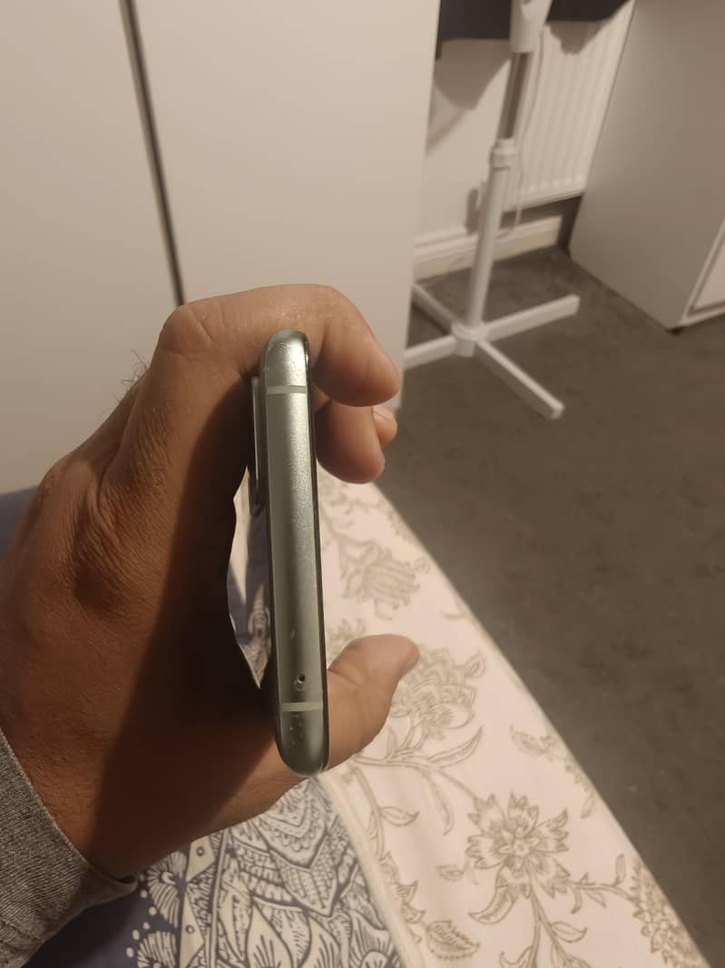 One Plus 9R 5