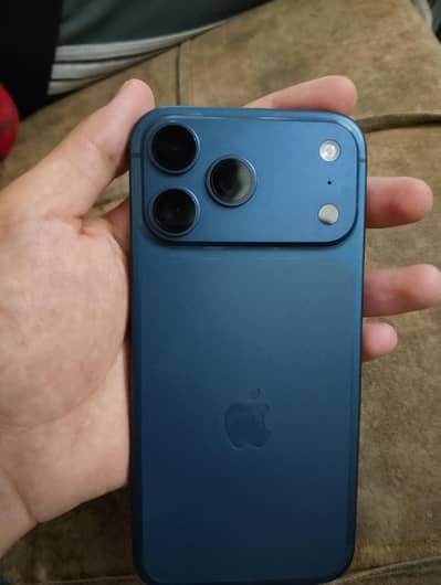Apple iPhone 17 Pro Max (urgent sale). . .