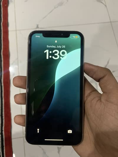 Apple iPhone XR
