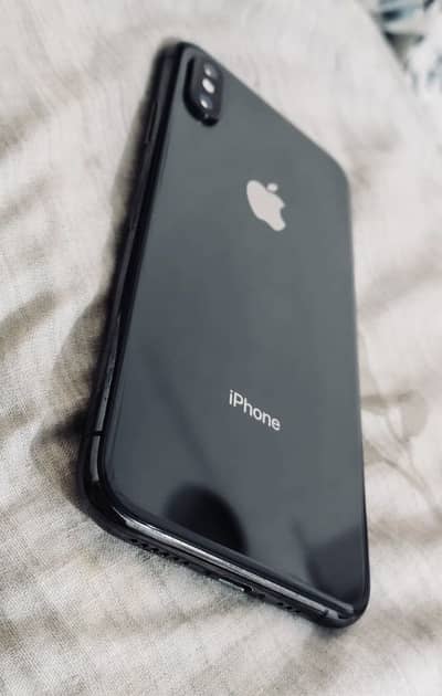 Apple iPhone XS