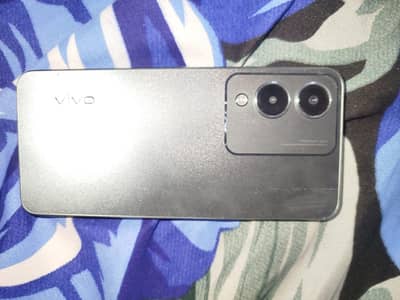 Vivo Y17s
