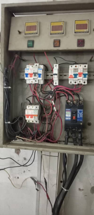 electrition 24hours available on call town ship or near aera