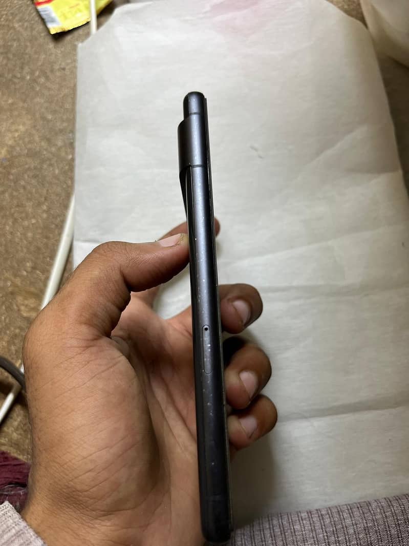 Google Pixel 7 4