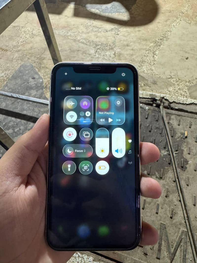 Apple iPhone 11 8