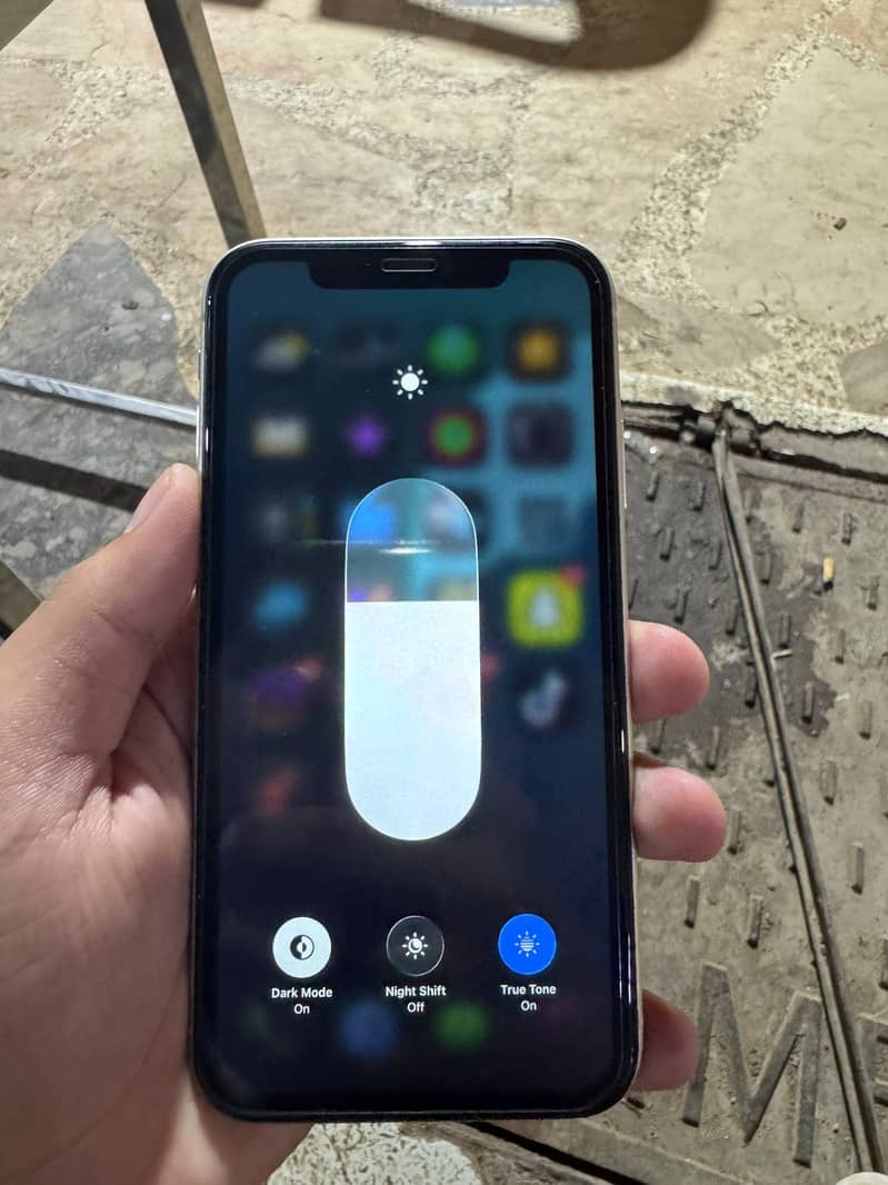 Apple iPhone 11 9