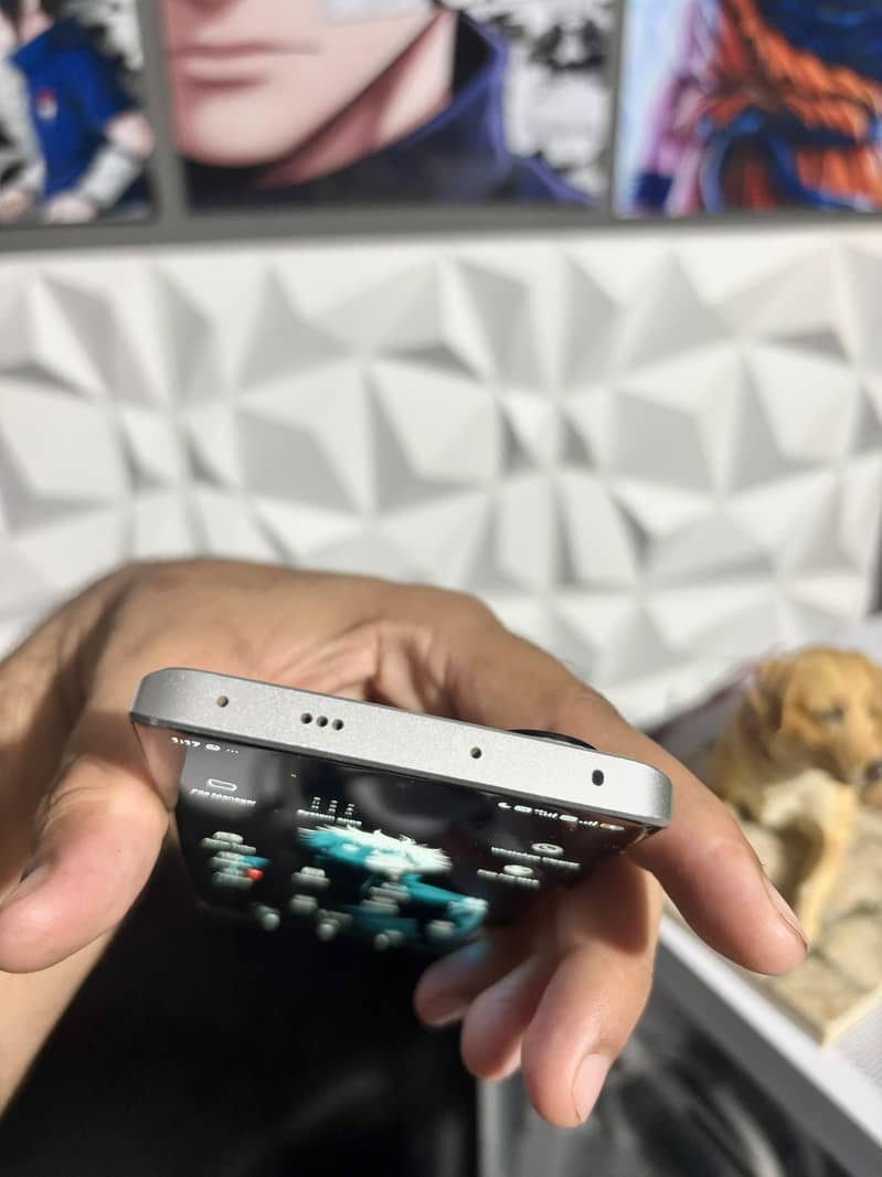 Xiaomi Redmi Note 13 Pro plus 6
