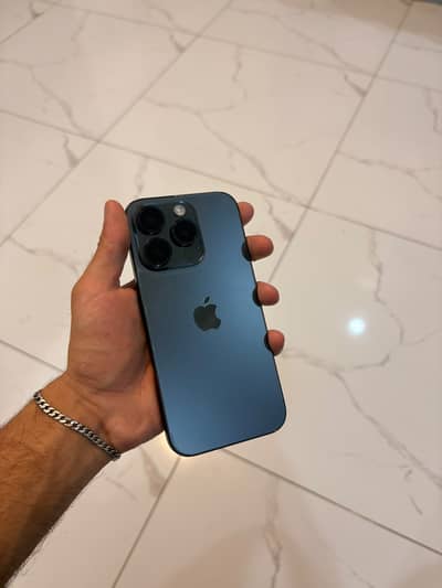 Apple iPhone 15 Pro