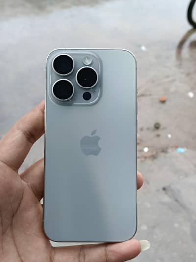Apple iPhone 15 Pro