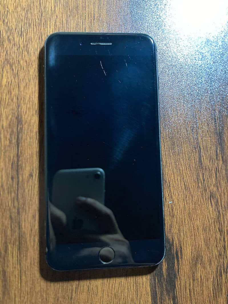 Apple iPhone 7 Plus 0