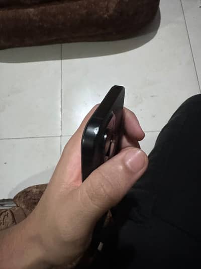 Apple iPhone 15