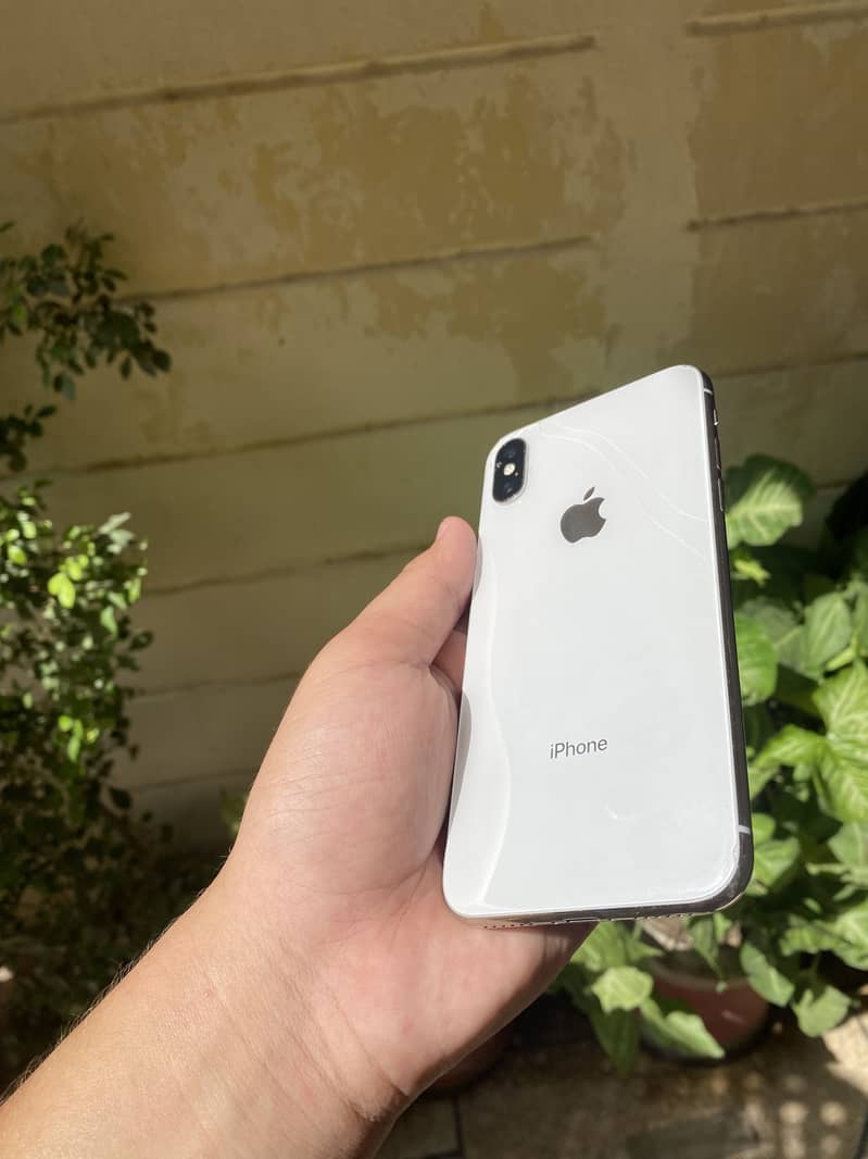 Apple iPhone X 1