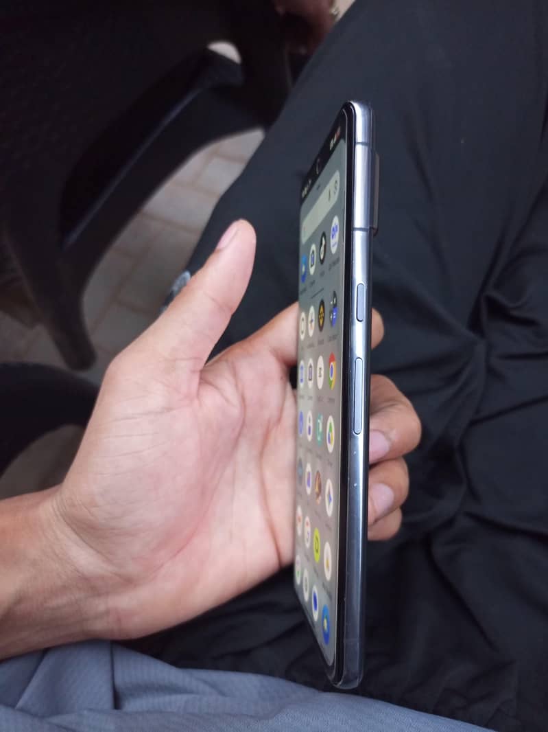 Google Pixel 7 Pro 6