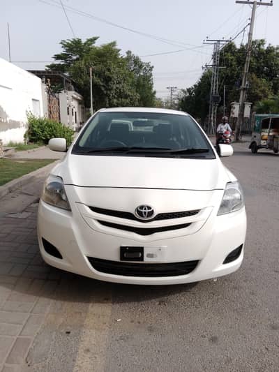 Toyota Belta 2006