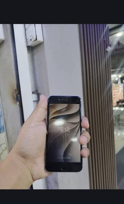 Apple iPhone SE