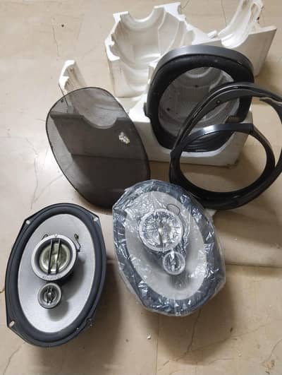 718 KENWOOD CAR SPEAKER