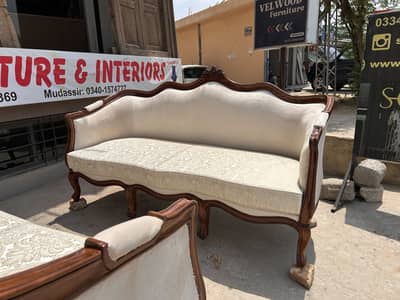 Victorian style sofa set