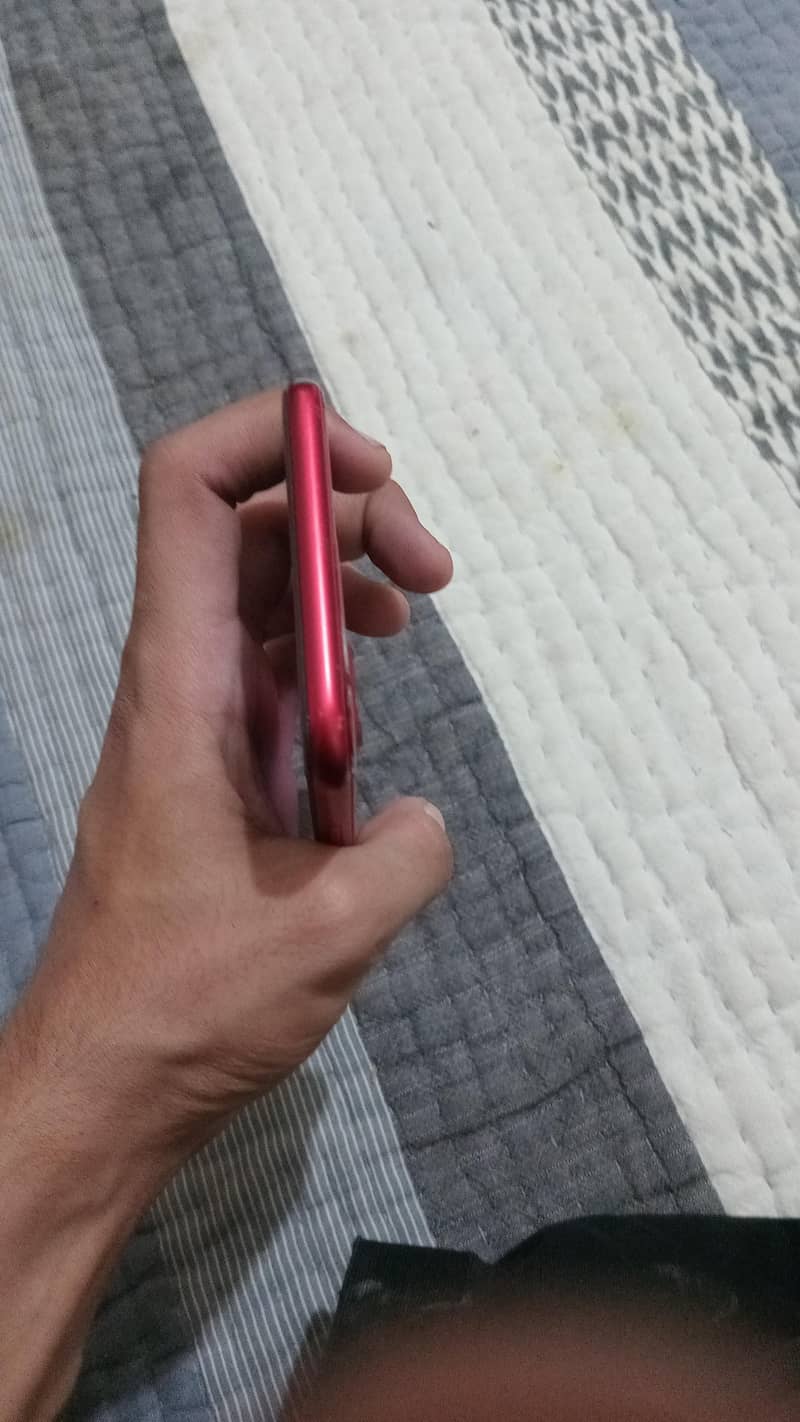 Apple iPhone 8 Plus 2