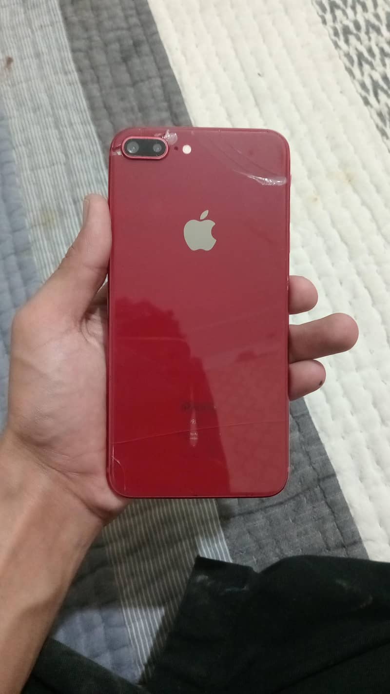 Apple iPhone 8 Plus 4
