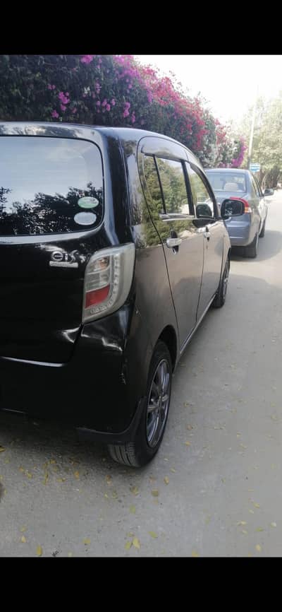 Daihatsu Mira 2015