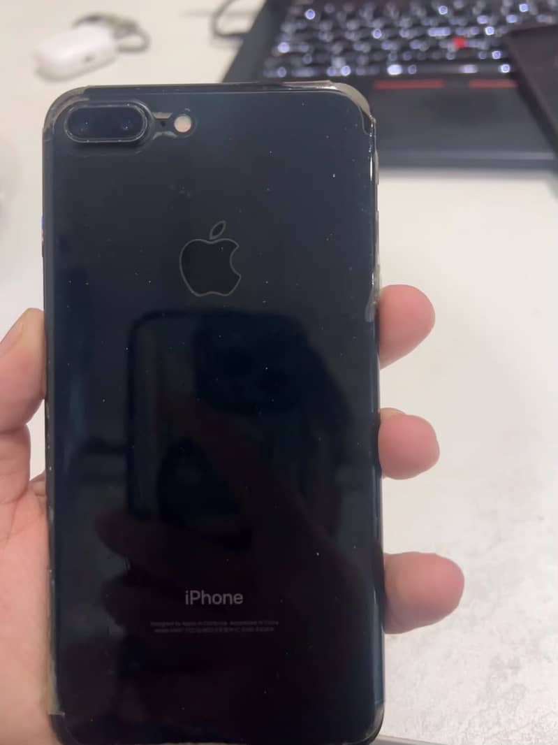Apple iPhone 7 Plus 3