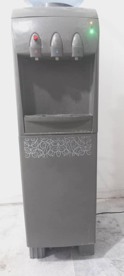 Orient Water Dispenser with Mini Fridge – Excellent Working Condition