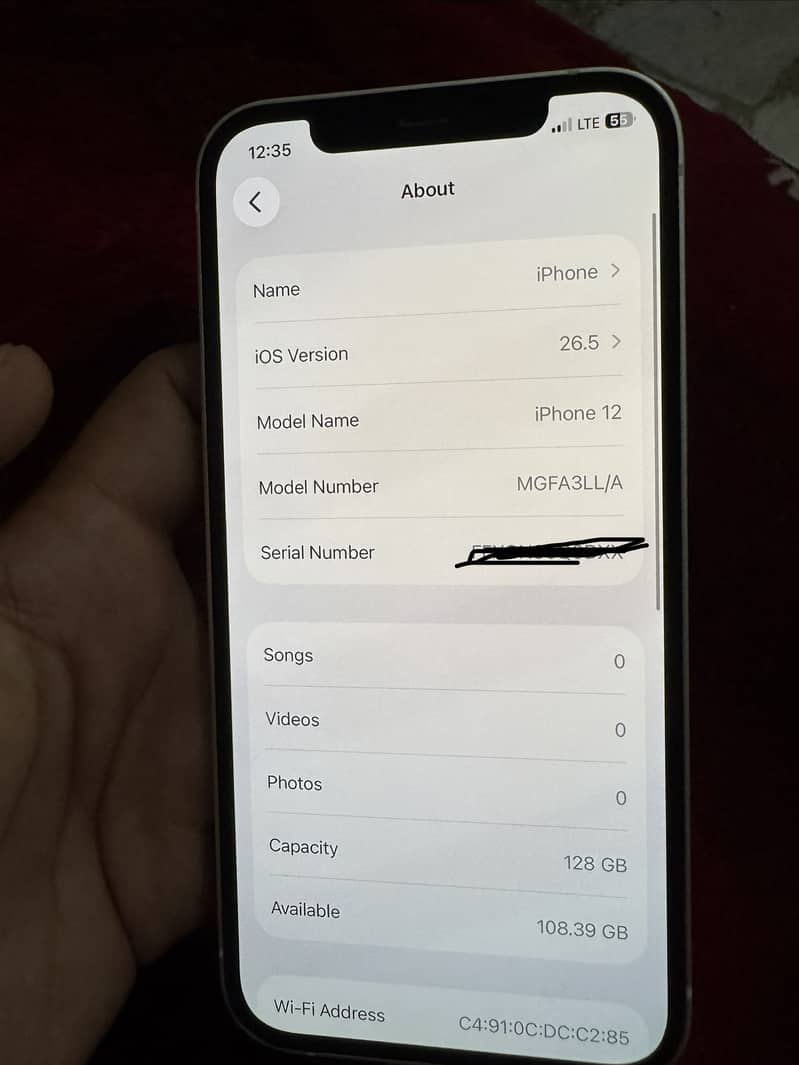 Apple iPhone 12 6