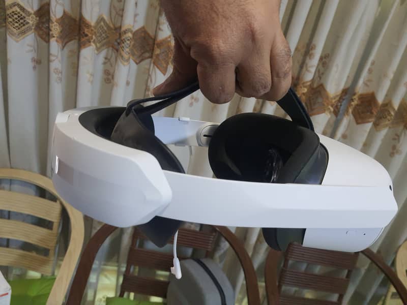 Meta Quest 2 (VR2) 3