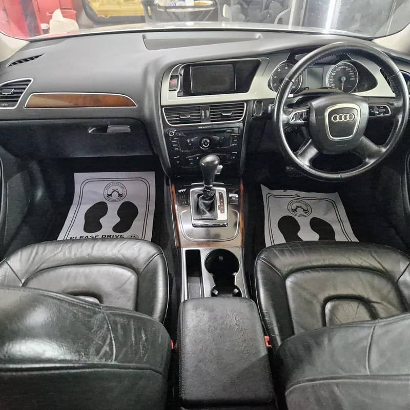 Audi A4 2011 4