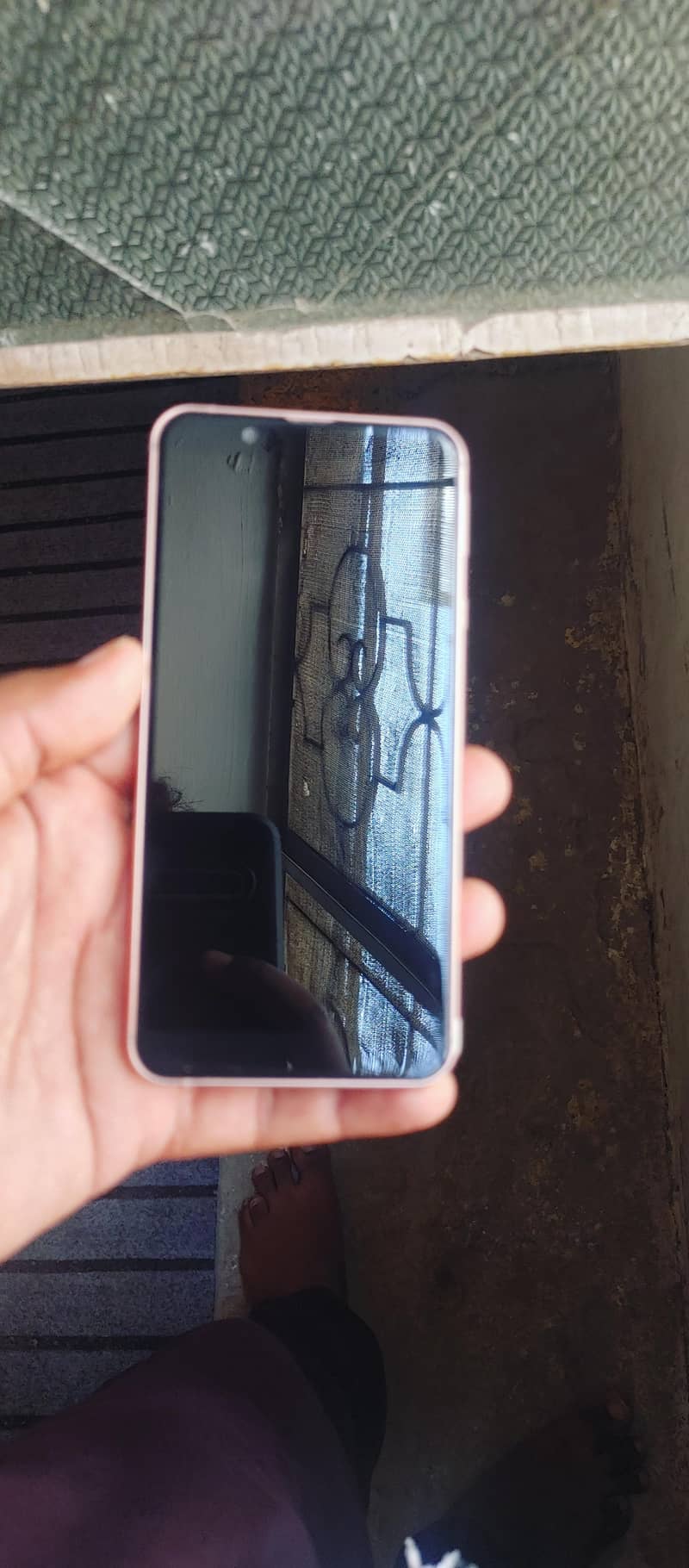 Sharp Aquos Sense 3 basic 0