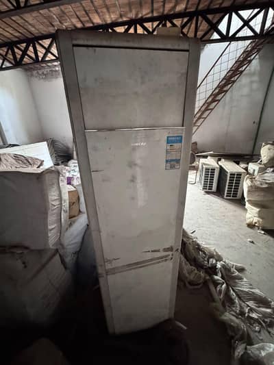 Gree Floor standing cabinet air conditioner used powerful Colling 3ton