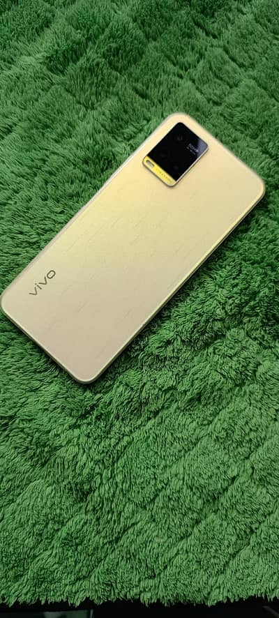 Vivo Y33T Snapdragon Gaming Device