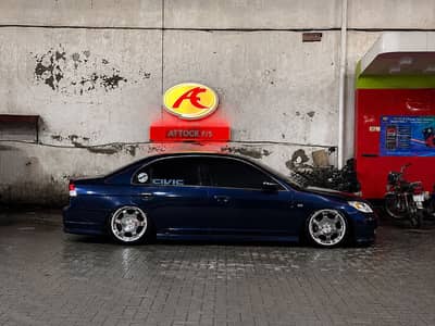 Honda Civic VTi Oriel 2004(Fully Loaded Es)