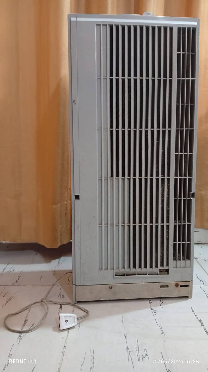 window ac 1