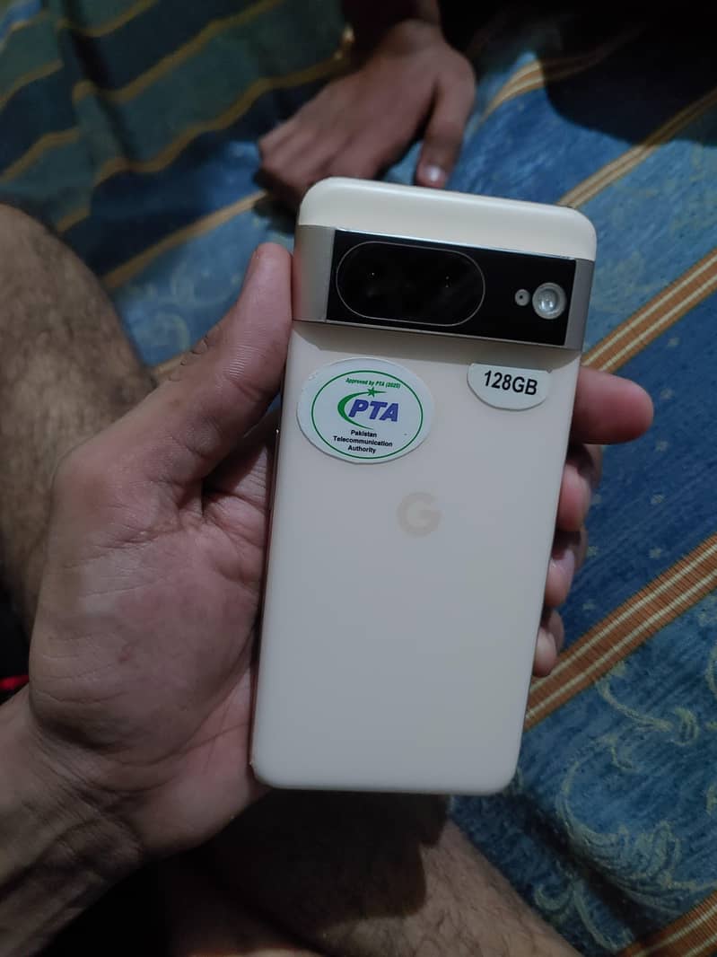 Google Pixel 8 1