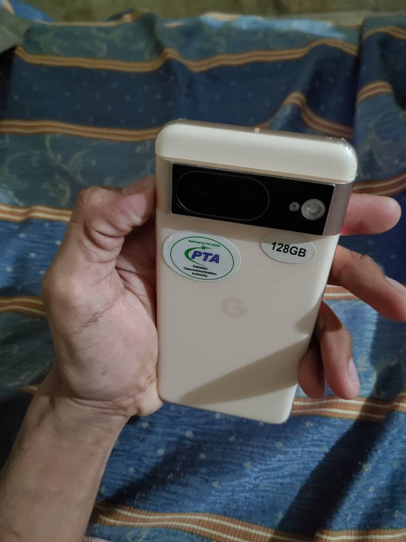 Google Pixel 8 2