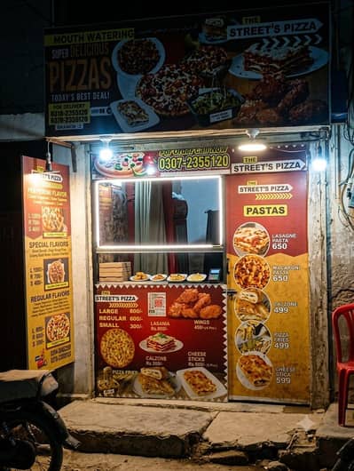 Running pizza shop defiance view karachi