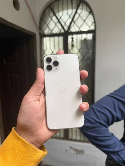 Apple iPhone 11 Pro