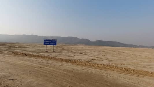 Corner Commercial Plot Of 2750 Square Feet Is Available In Contemporary Neighborhood Of Faisal Town - F-18