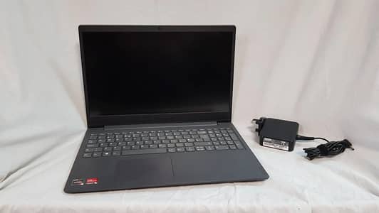 LENOVO Ryzen 5 3500U=i7 10h Gen 4GB Graphic 15.6” LED 12GB/128GB/500GB