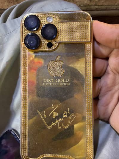 Apple iPhone 16 Pro Max gold plated sepcial edition 4 month sim tme av