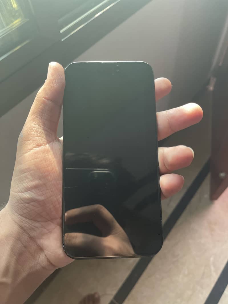 Apple iPhone 15 plus 0