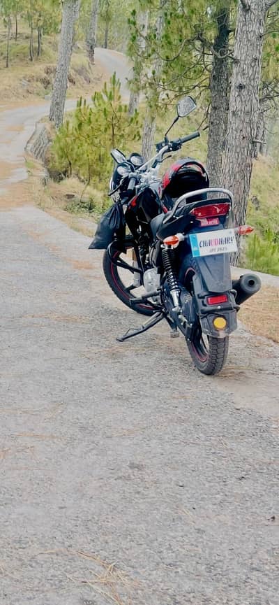 YBRg125cc 10/10 Only Approximately [ 2500km] driven Fully Modified