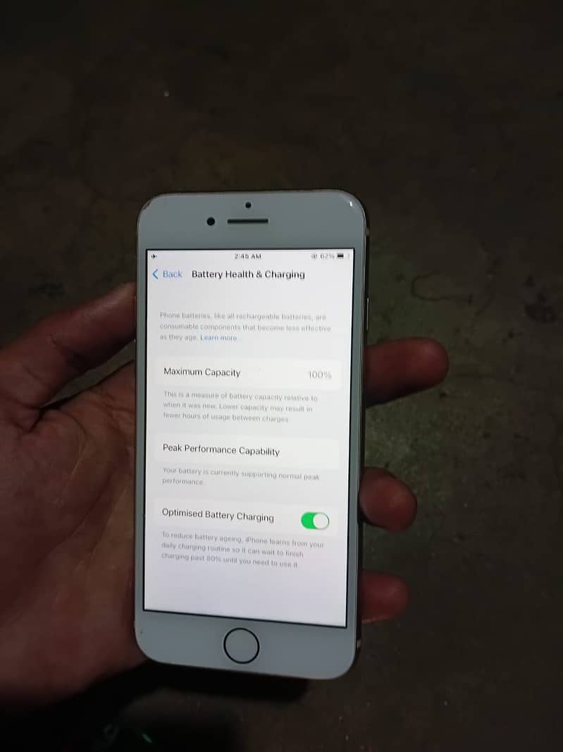 Apple iPhone 8 4
