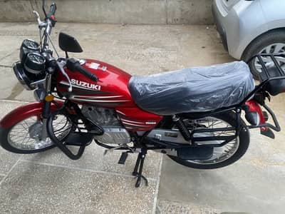 Suzuki gs 150 2025 2026 model just 1050 km used